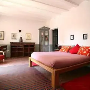 Casa Migdia Отель Sant Jordi Desvalls